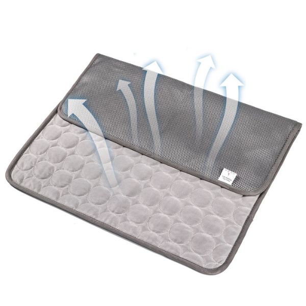 Cooling Mat for Dogs and Cats, Ice Silk, 19.7 x 15.8 Inch