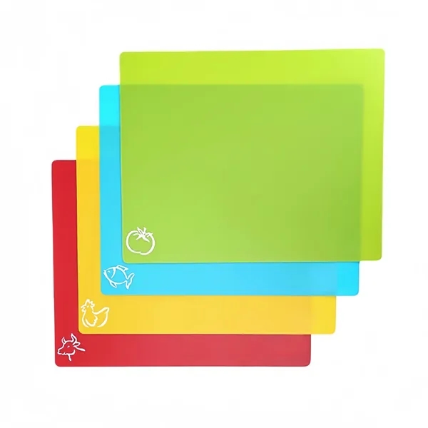 Pliable Knife-Friendly Kitchen Serving Mat — Red